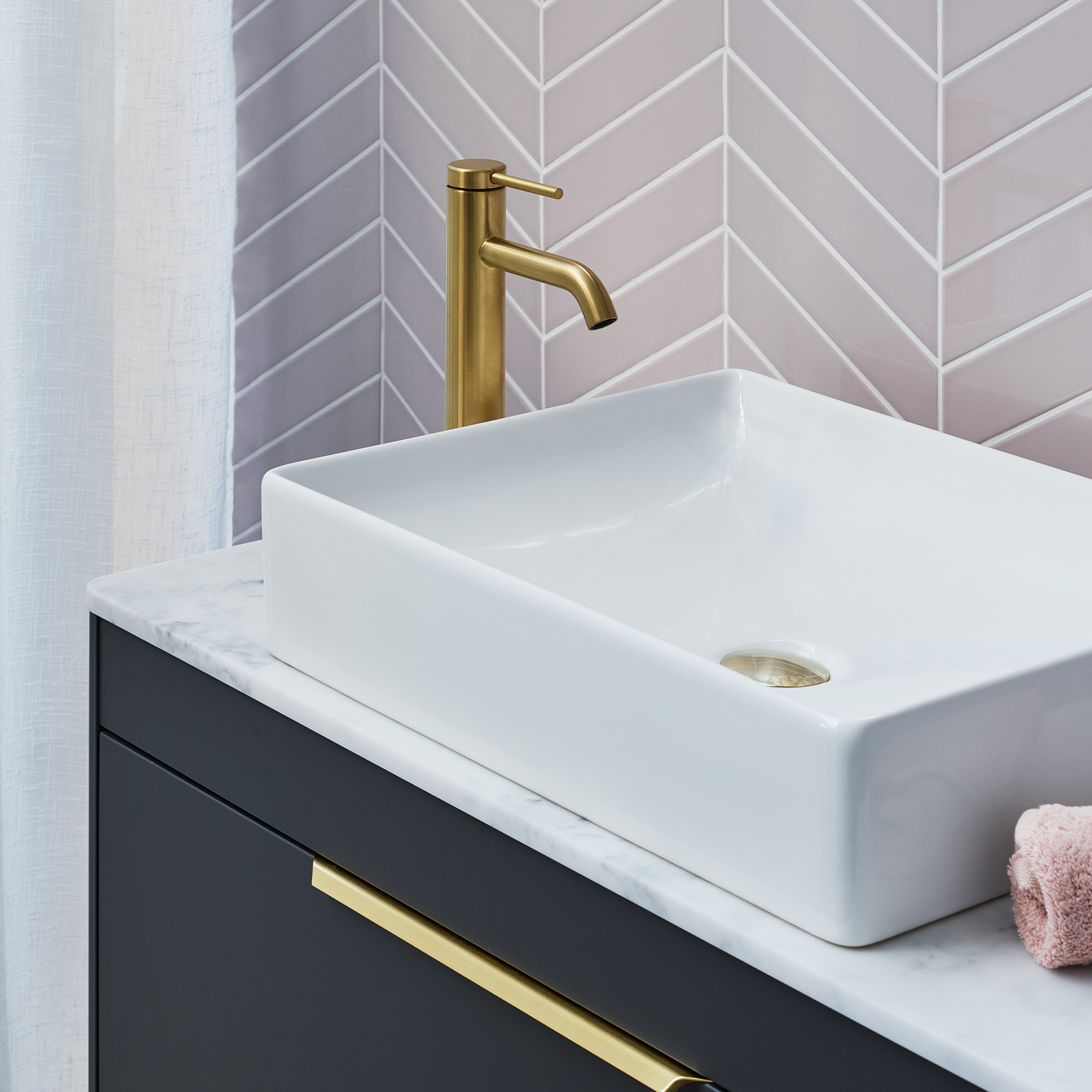Sleek, chiselled design makes for the highest level of luxury when it comes to countertop basin bathroom solution. Achieve sophistication and luxury with a modern countertop basin